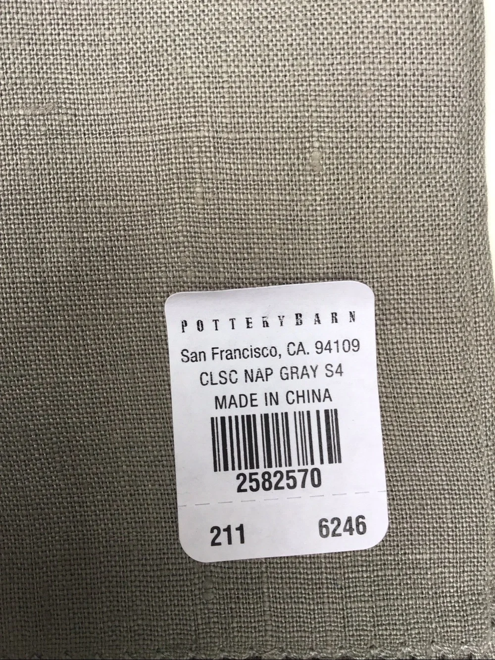 Pottery Barn 100% Linen Napkins (4)